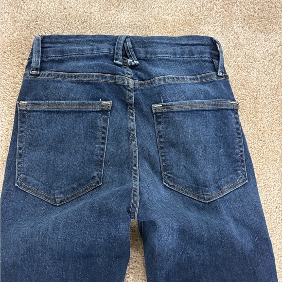 🆕 GOOD AMERICAN Good Legs Skinny Jeans - Picture 14 of 16